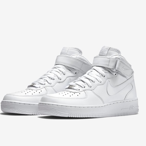 nike mid rise air force 1